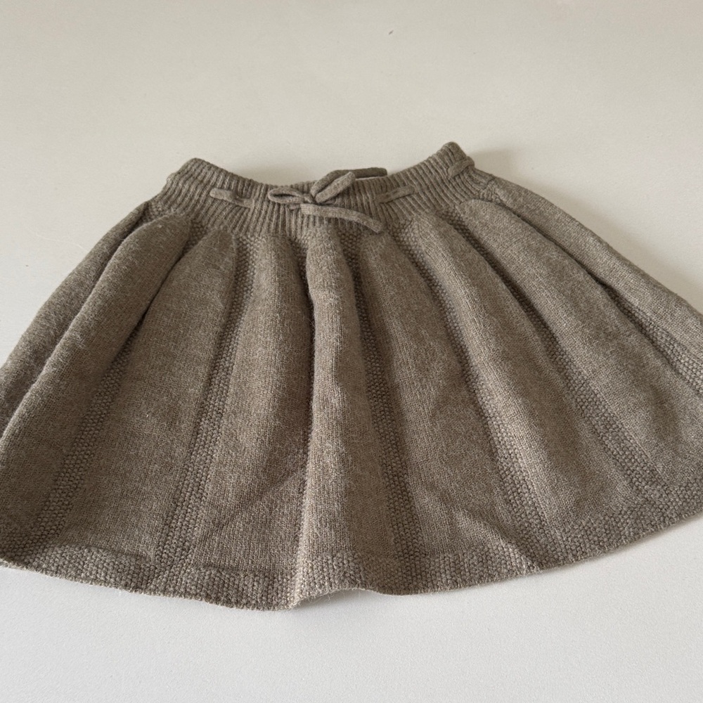 Zara girls olive Knit Skater Skirt size 4-5